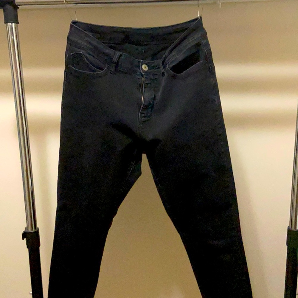 US 12 black skinny jeans